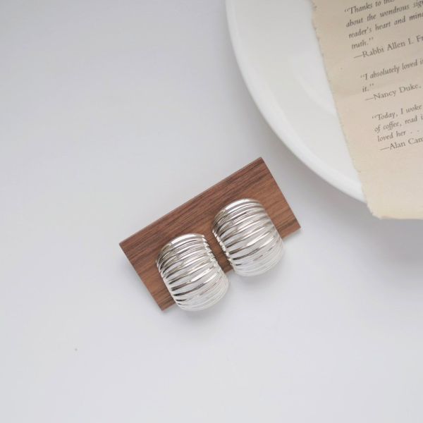 重工 厚磅! 大貝殼紋 耳釘 