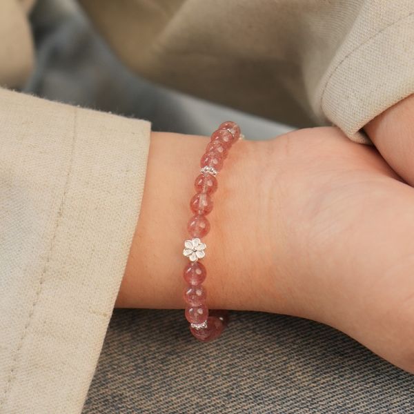 浪漫碎花約會 草莓晶手鍊 韓系純銀手鍊,S925抗敏手環,簡約手鍊推薦,女生日常百搭手鍊,情侶手鍊純銀,姐妹手鍊禮物,純銀手環,韓系風格,個性手鍊推薦