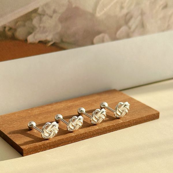 時髦圓結 純銀轉珠耳釘 單支售 韓系純銀耳環,S925抗敏耳釘,女生氣質耳環推薦,小巧純銀耳環,抗敏耳環不過敏,百搭日常耳環,簡約韓系耳飾