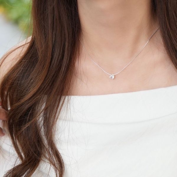 最高級最閃的那種鋯石純銀項鍊 