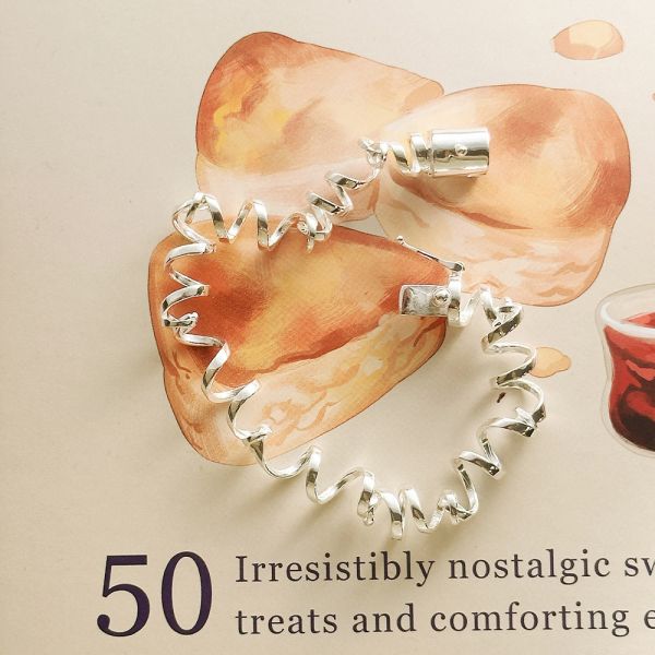 隨性日常 歐膩電話線 純銀手鐲 韓系純銀手鍊,S925抗敏手環,簡約手鍊推薦,女生日常百搭手鍊,情侶手鍊純銀,姐妹手鍊禮物,純銀手環,韓系風格,個性手鍊推薦