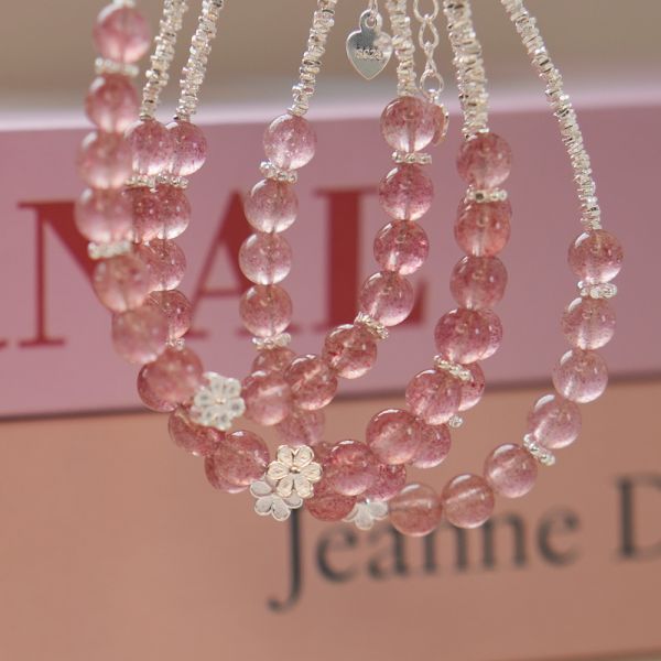 浪漫碎花約會 草莓晶手鍊 韓系純銀手鍊,S925抗敏手環,簡約手鍊推薦,女生日常百搭手鍊,情侶手鍊純銀,姐妹手鍊禮物,純銀手環,韓系風格,個性手鍊推薦