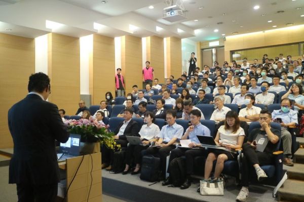 第五屆鈣鈦礦論壇_雙人套票 鈣鈦礦論壇、太陽能技術、能源轉型、光電材料、產業趨勢、技術應用、專業論壇、2025活動
