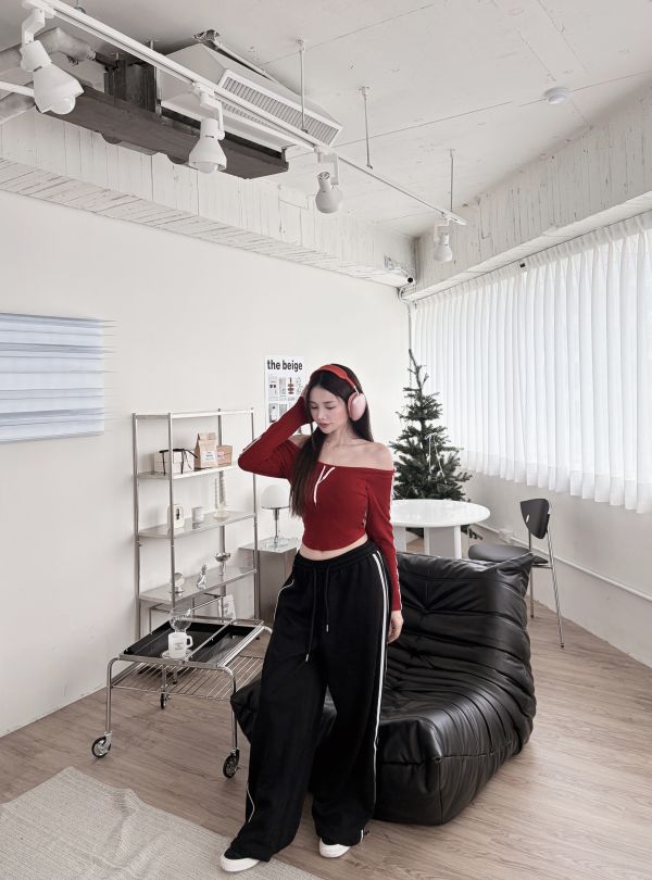 COZY 一字領線條抽繩Bratop 紅 