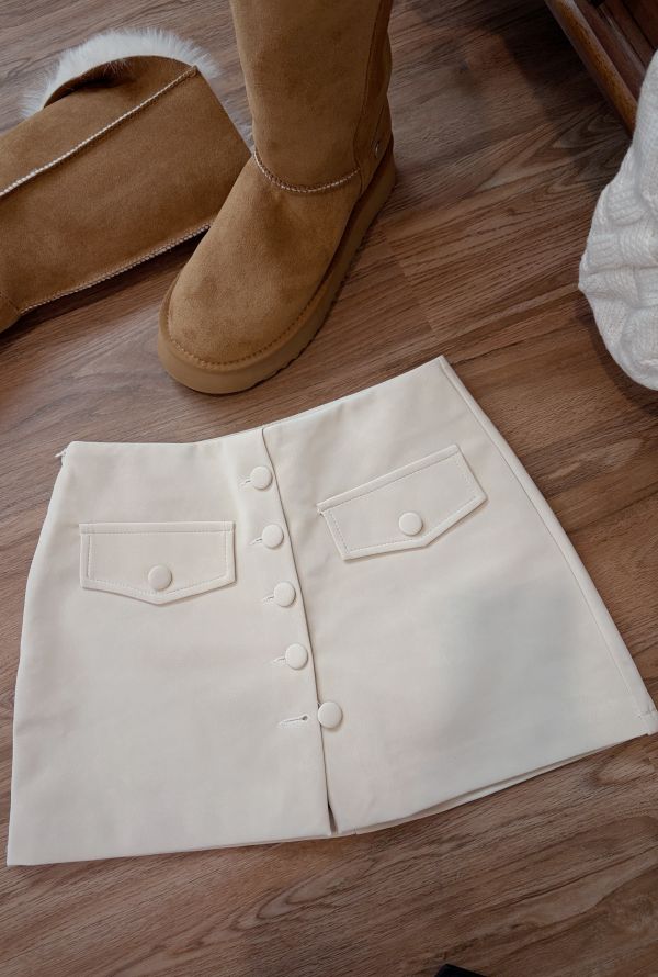 Xmas總監大推麂皮排扣褲裙 米白 