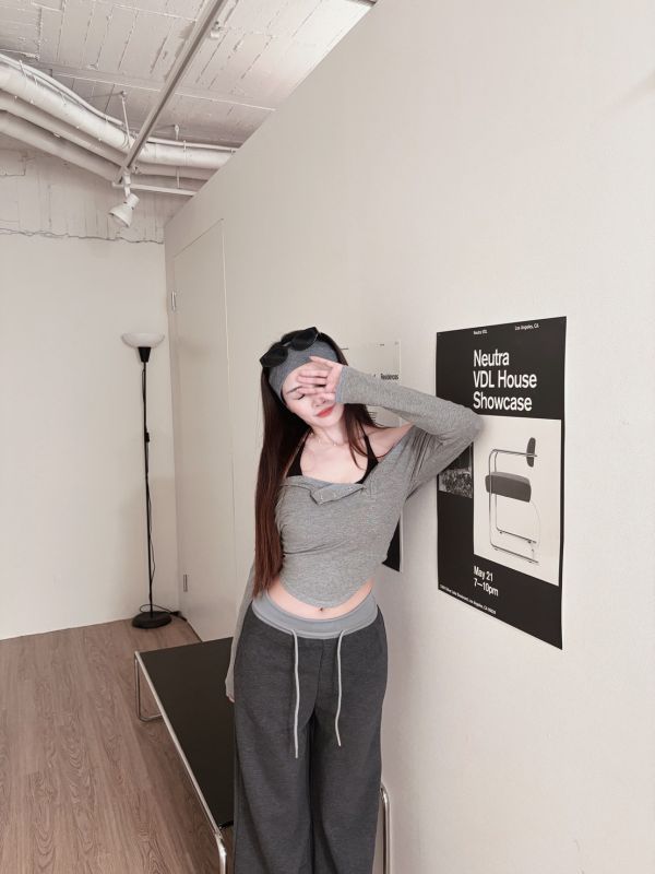 COZY 真兩件繞脖Bratop+排釦圓弧上衣套裝 深灰 