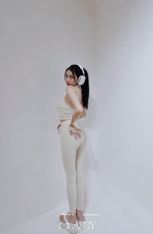 高質感繞脖瑜珈套裝-杏色 高質感繞脖瑜珈套裝