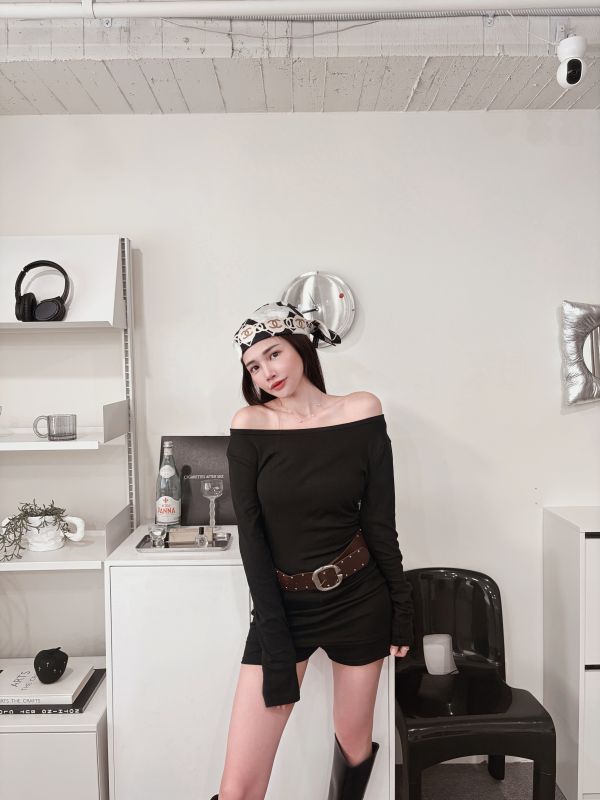 COZY必收側抓皺上衣+褲裙套裝(附腰帶) 黑 