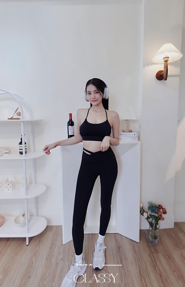 裸感美背細肩bratop-黑色 裸感美背細肩bratop