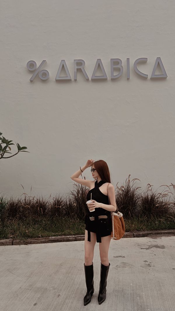 Xmas鉚釘麂皮短褲(附皮帶)黑 