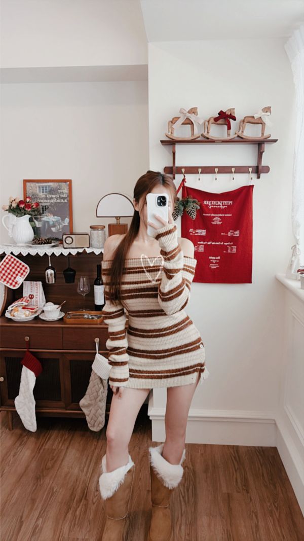 Xmas聖誕氣質條紋一字領針織洋裝 
