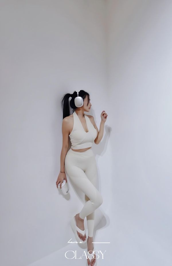 高質感繞脖瑜珈套裝-杏色 高質感繞脖瑜珈套裝