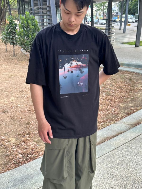 天空倒影方圖短袖 