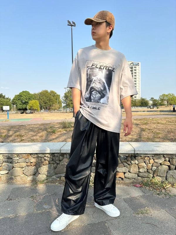 闊腿皮革長褲 