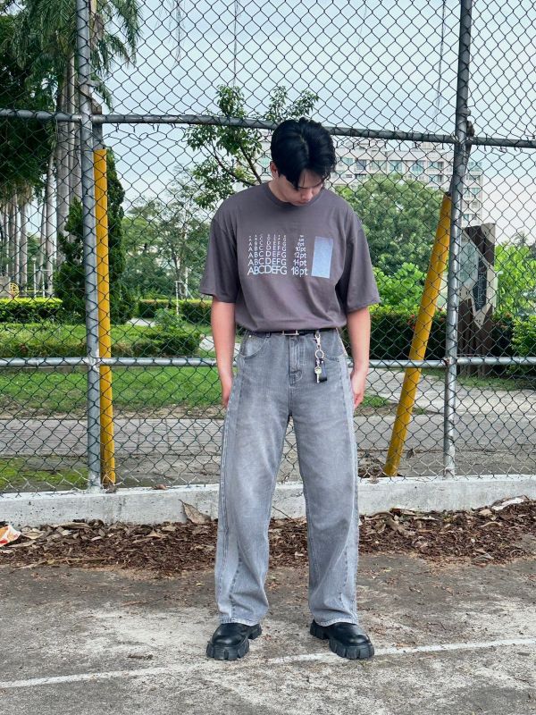 側拼接考克邊牛仔褲 