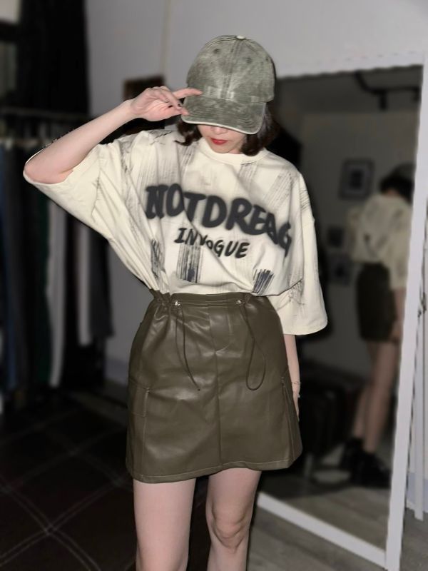 MOTDREAG油漆刷感短T 