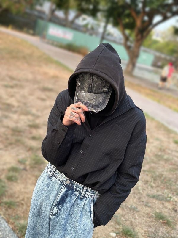 澎澎袖口落肩襯衫 