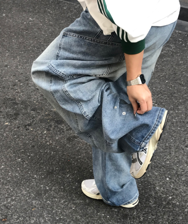 不規則口袋 褲管按扣 抽繩 牛仔寬褲 
