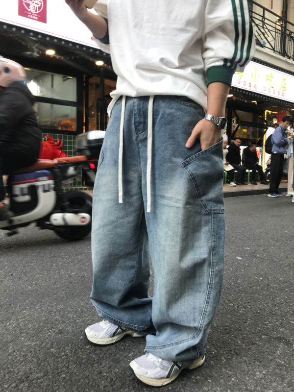 不規則口袋 褲管按扣 抽繩 牛仔寬褲 