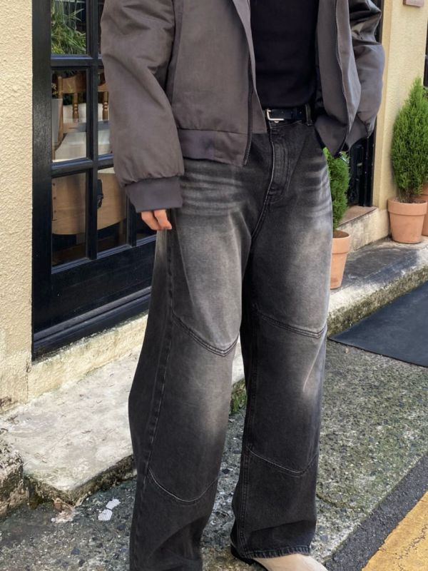 水洗勾線拼接直筒牛仔褲 