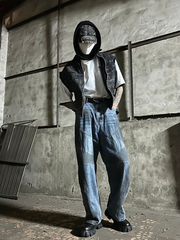 髒染皺摺補丁牛仔褲（ykk） 
