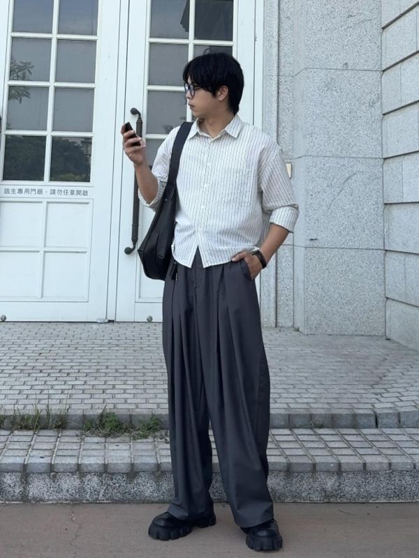 棉麻 簡約條紋 短版襯衫 