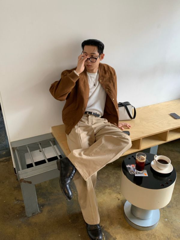 麂皮 圓領 切線 短版 金屬排扣 夾克 