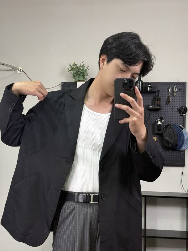 Slant Blazer 曲面條紋 拼接 西裝外套 