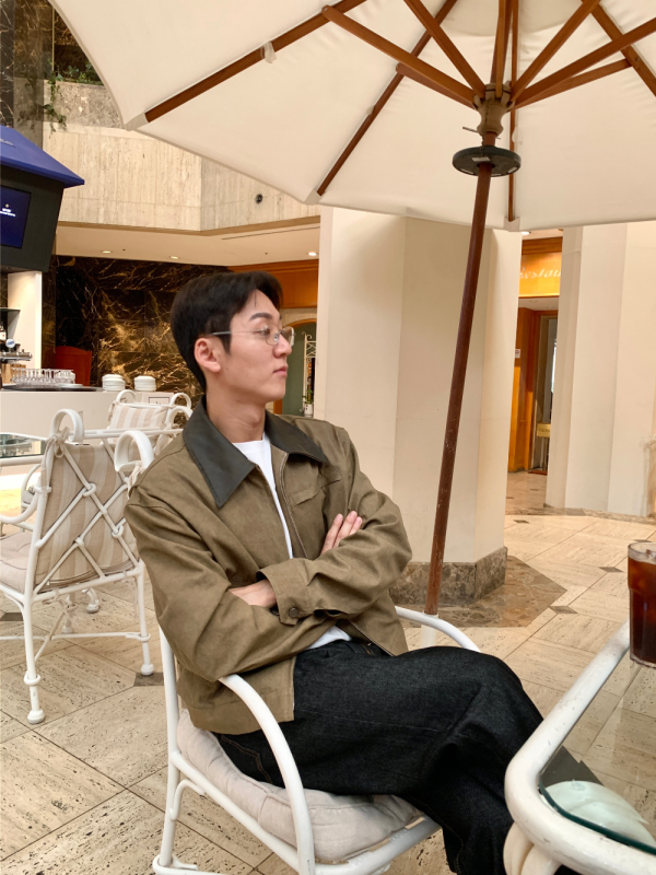 拼色肩切水洗棉夾克 