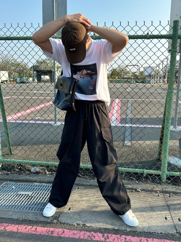 天空倒影方圖短袖 