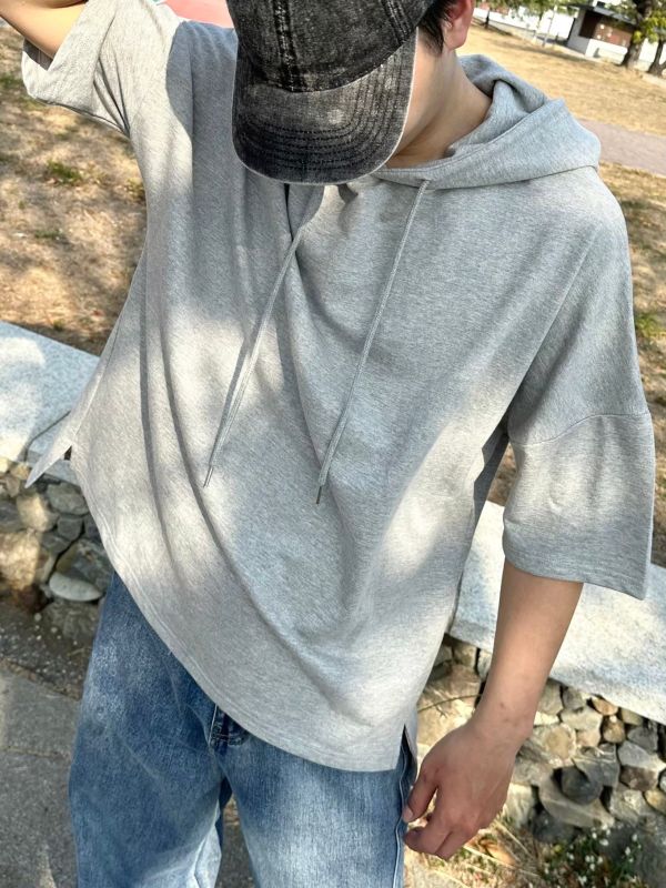 開叉素面抽繩短袖帽T 