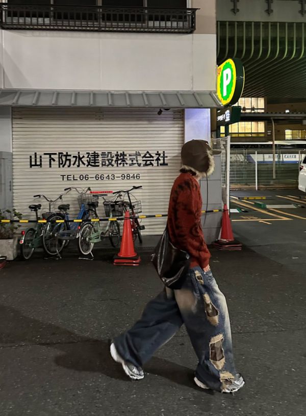 拼接迷彩 破壞 牛仔寬褲 
