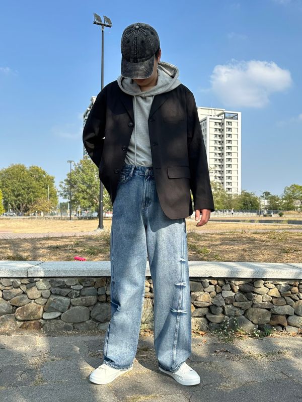 側抓痕牛仔褲（ykk） 