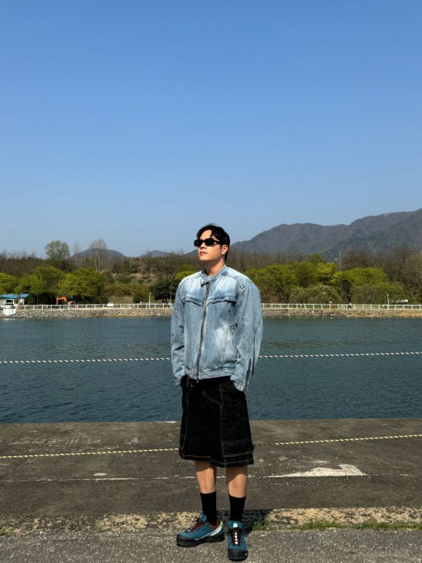 Rave Roa 圓領牛仔外套 