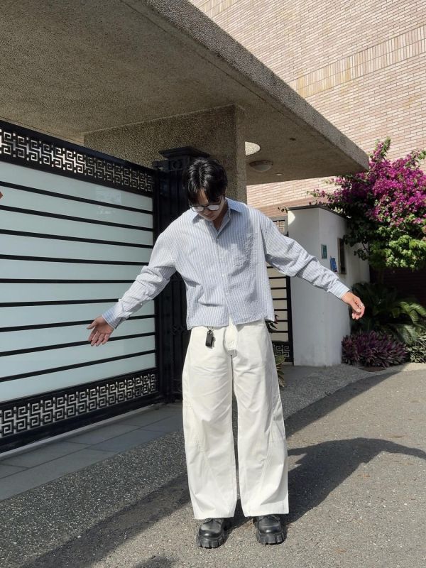 棉麻 簡約條紋 短版襯衫 