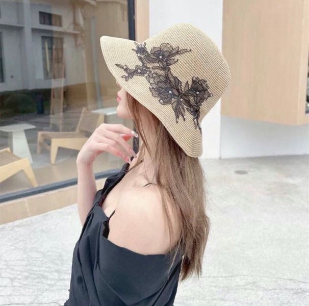現貨7669｜蕾絲貼花縫珠圓頂淑女編織遮陽帽-BLS2909B9 