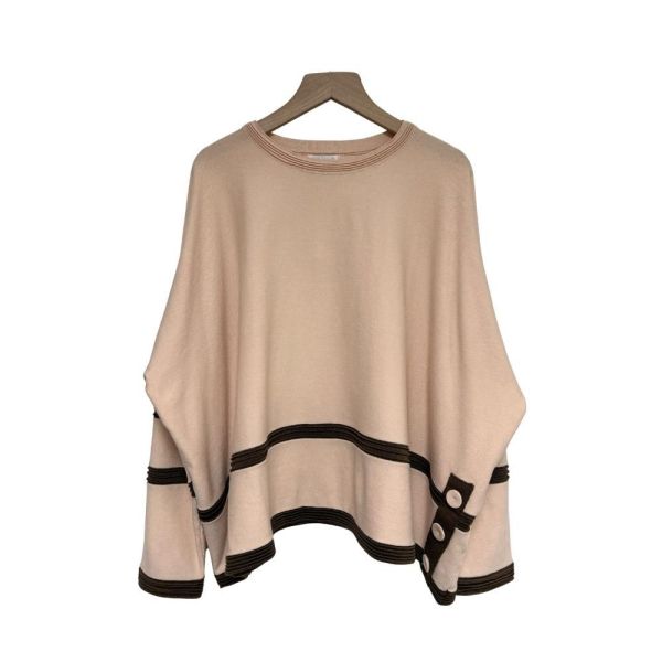 8635｜都會知性美・高雅撞色線條排釦落肩衫-060 