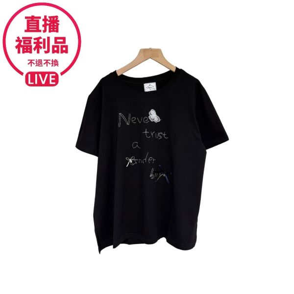 現貨7416｜英文繡線蝴蝶結T恤-DF5001A6-福利品不退不換 
