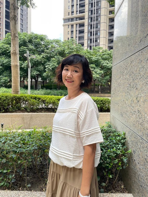 現貨 8027｜董娘直播同款 空氣感平達克下襬抽繩寬鬆上衣 