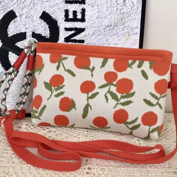 【滿$3500贈】針織收納包 隨機出色 送完為止 