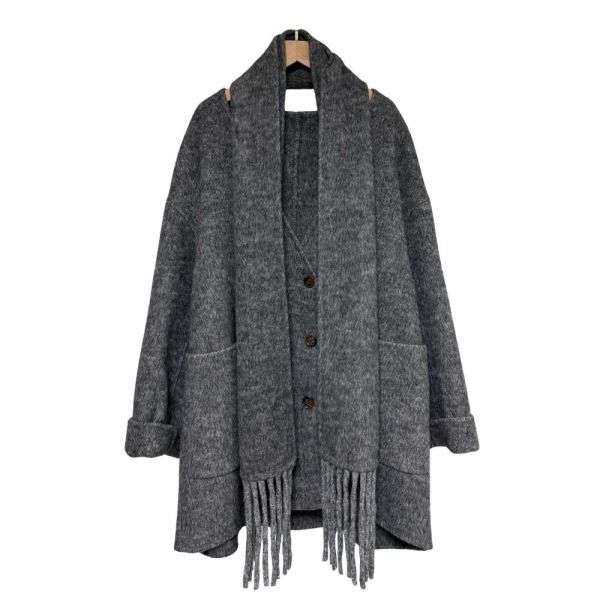 限量 9776｜買一送一概念！流蘇圍巾套裝大衣 199 