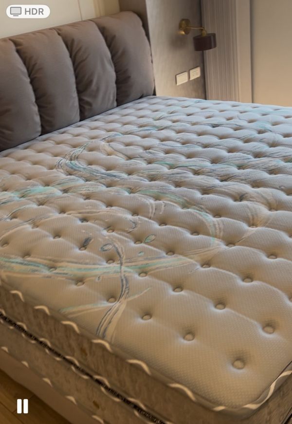 純手工乳膠三線搭配獨立筒+連接式雙彈簧床墊 