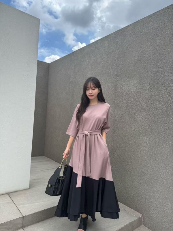 優雅光影拼色洋裝 (2 colors) 優雅光影拼色洋裝
