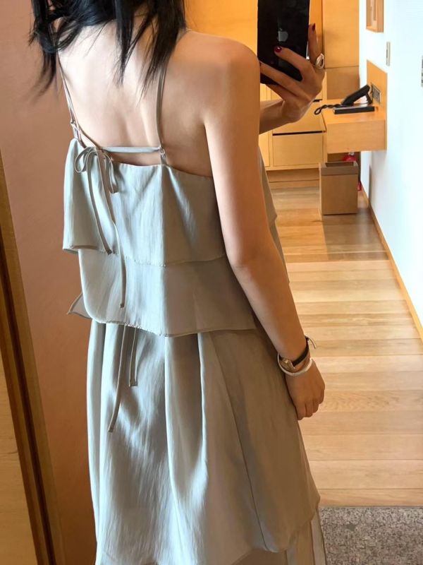 高級霧面天絲荷葉仙女洋裝(4 colors) 高級霧面天絲荷葉仙女洋裝