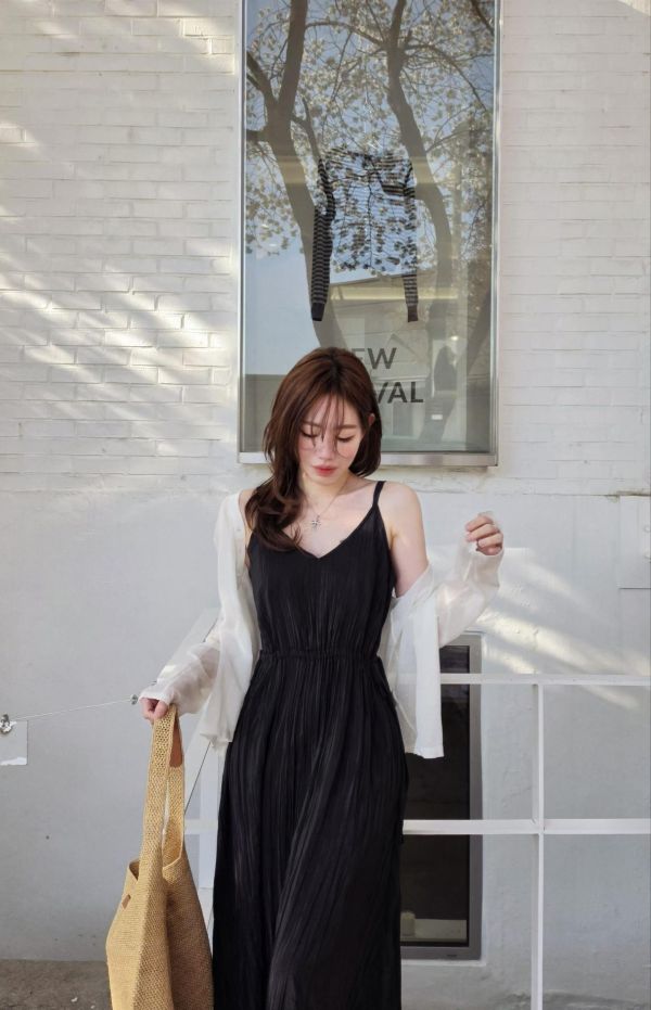 微光澤波紋氣質女神洋裝(3 colors) 微光澤波紋氣質女神洋裝