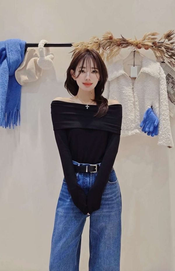 多穿法露肩天絲羊毛超彈力T (5 colors) 多穿法露肩天絲羊毛超彈力T