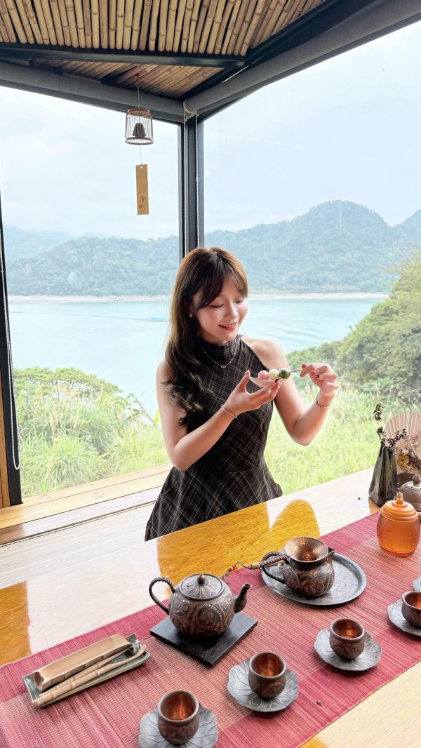 赫本格紋削肩洋裝(2 colors) 赫本格紋削肩洋裝