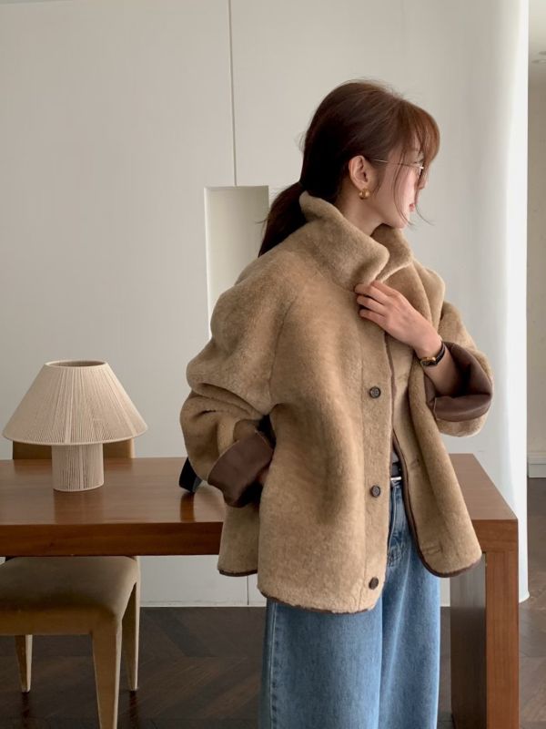 雙面穿 | 暖絨麂皮外套 (2 colors) 雙面穿暖絨麂皮木釦外套