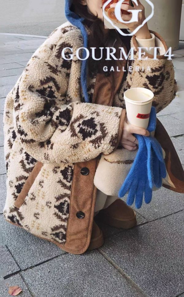 費爾島羊羔毛鋪棉雙面大衣 費爾島羊羔毛鋪棉雙面大衣