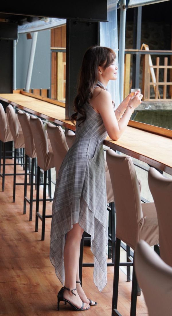 赫本格紋削肩洋裝(2 colors) 赫本格紋削肩洋裝